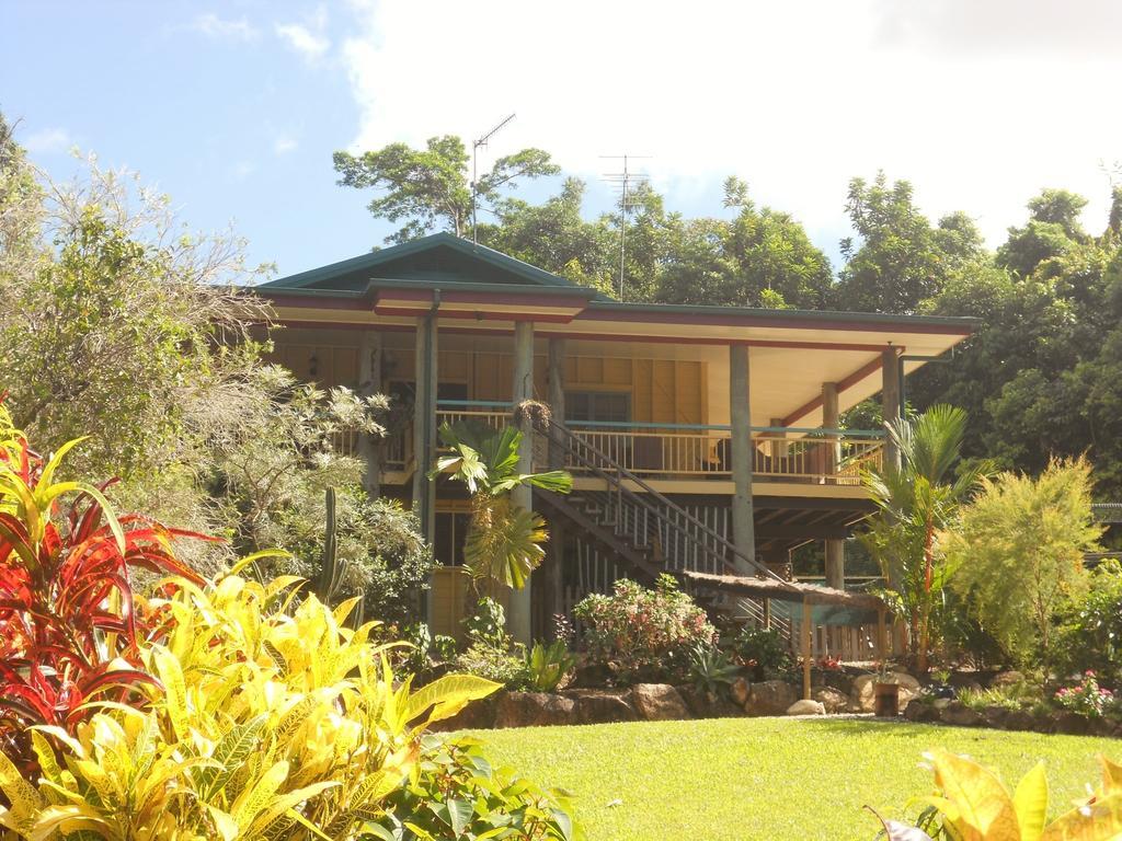 Licuala Lodge Mission Beach Exterior photo